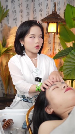 A soothing herbal head spa experience to calm your tried mind. #relaxcontent #herbalspatherapy #calmingasmr #myzenrelaxvlog