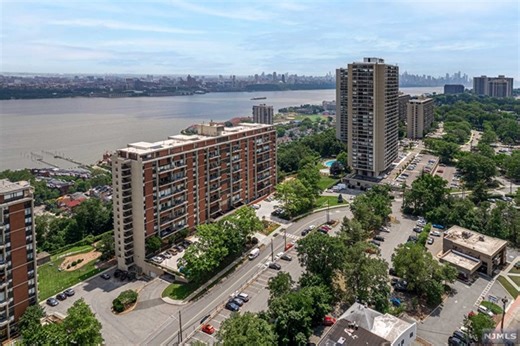 3 Horizon Road 816 #816, Fort Lee, NJ 07024 - MLS 23036734 - Coldwell Banker