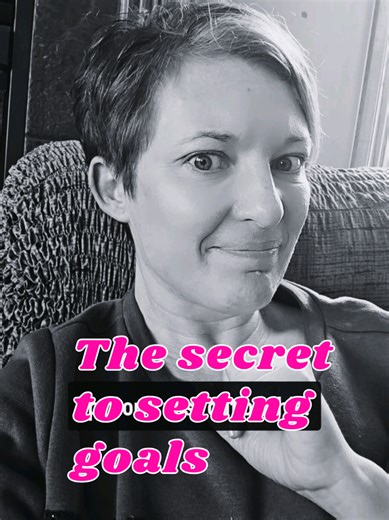 My online Bellydance Bootcamp will help you not just reach your dance goals, but your life goals, too. Just ask me how! #learntobellydance #beginningbellydance #bellydance