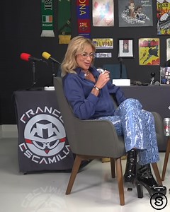 Precio de la Fama. Sacrificios vs. Fotos y Límites | Adela Micha