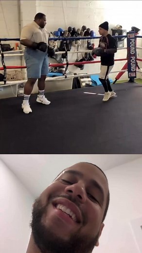 573K views · 6.6K reactions | This dude got me crying 藍壘 #boxing #boxingheads #boxinghighlights #boxingfans | The Fight Is On TV | Facebook