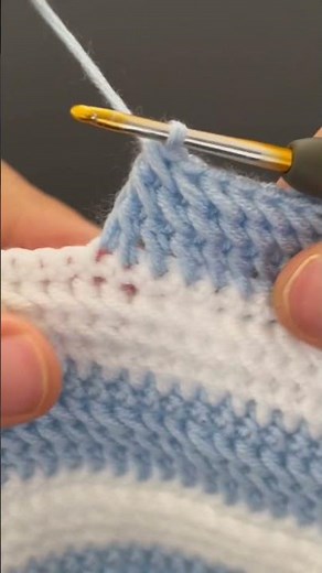 Easy Crochet Zigzag Pattern 💙 Beginner Friendly & Relaxing Stitch #crochet