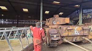How to Remove a Tank Engine – The Charioteer Project