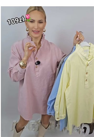 Zamówisz przez FB: Garderoba Butik 🛍️ ▶️ Wpisz: biorę kod i kolor produktu pod dowolnym filmem na naszym Facebooku: Garderoba Butik oraz skontaktuj się z nami przez Messenger. Obsługa opowie w ciągu 24h. Nie podbijaj wiadomości 💕 🇮🇹🌷SUKIENKA SZTRUKSOWA HIT NA WIOSNĘ🇮🇹🌷 🌷30726 sukienka Sztruksowa ze stójką 109 zł ✏ Oto dostępne warianty: ⏭ biore 30726 puder ⏭ biore 30726 cytryna ⏭ biore 30726 baby blue ⏭ biore 30726 bez ⏭ biore 30726 fango ⏭ biore 30726 czarny WYMIARY: : Biust: 120 Długo