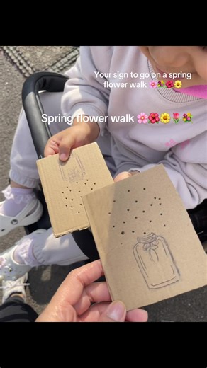 Love pretty springtime blossoms 🥹 #spring #sunmer #blossom #flower #flowers #springflowers #flowerwalk #vase #activities #activity #toddleractivities #kidsactivities #toddlersoftiktok #toddlermom #girlmom #bloom