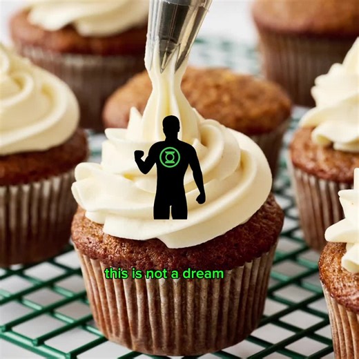 Hal Jordan is in the cream cheese! #jeremyjordan #greenlantern #comictok #comics