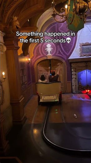 I love this trend so much #disneyland