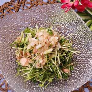 作って簡単！ツナと豆苗のめんつゆ和え 作り方・レシピ | クラシル