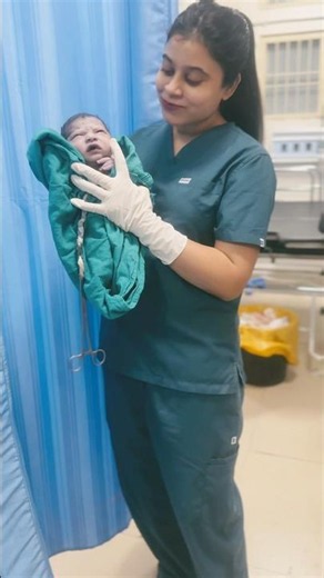 newborn baby & doctor cute bonding❤️#doctor life#viral