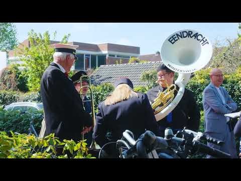 Een welverdiend lintje voor Hugo Klein Severt