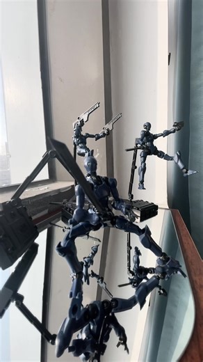 Ultra-Detailed 1/18 Scale Robot Model Assembly Kit