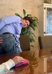 868K views · 18K reactions | *Ella paga la cuenta* Automáticamente yo: | Gabriel Villas | Facebook