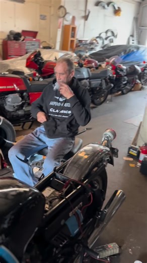 Moto Guzzi Classics | The 1000S runs! And the 850T is underway and already giving Mark problems 🇮🇹🤌🏻 | Instagram
