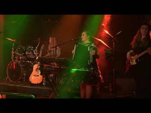 Neitoset @ M/S Baltic Princess - Aurinkoon