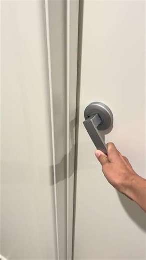 How to open a door #howto #tips #lifehacks #hacks #learning #tutorial