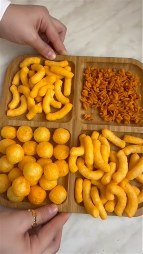 So crunchy cheese snacks ASMR 🧀🔥 #asmr #crunchy #satisfying #snacks #foodasmr #oddlysatisfying