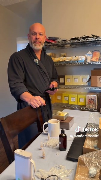 Using Blotters for Testing Fragrances: Pros and Cons