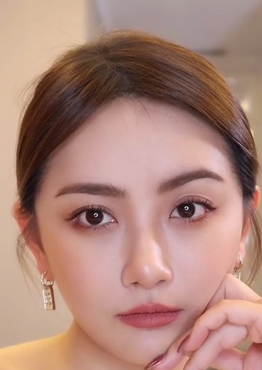 春のエレガントメイクのすすめ