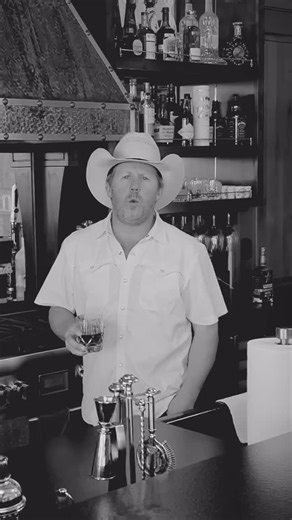 CHEERS TO THE WEEKEND!! 🍻 What are you drinkin’ at home during this winter storm? 🥃🍺🍷 | Kyle Park