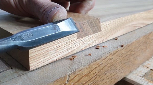 How to Make Perfect Dovetails with Router Bits: Prevent Cracking & Maintain Shape
