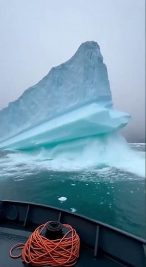 Massive Iceberg Flips Near Ship #ocean #water #ice #iceberg #lake