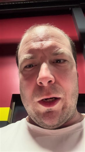 #heavyweight #powerlifting #fitness #Squats