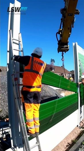🏗️ POV: Aus der Sicht des Baggers | LSW Montage 🛤️ #lsw #lärmschutz #train