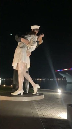 USS Midway Aircraft Carrier & Unconditional Surrender at night #sandiego #california #ussmidway