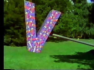 Classic Sesame Street - V Limerick Better Quilaty