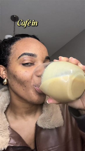 Café instantáneo. Ya entendí la razón de tomar café 🤭 están deliciosos