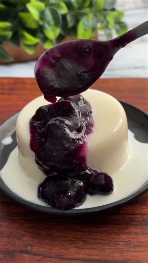 Impress everyone with this silky Panna Cotta 🍮✨ #DinnerParty #EasyRecipe #Dessert