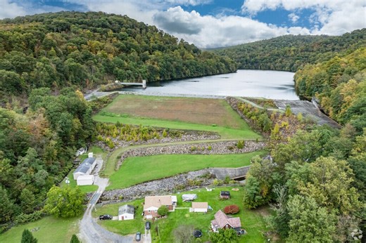 Living in Conemaugh, PA