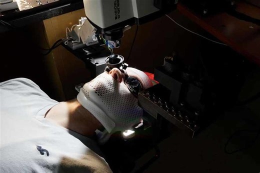 'Superhuman hands': University of Utah researchers develop game-changing retinal surgery robot - East Idaho News