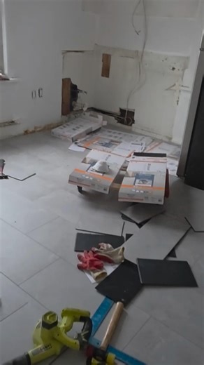 LifeProof 12 x 24 slate tile pattern