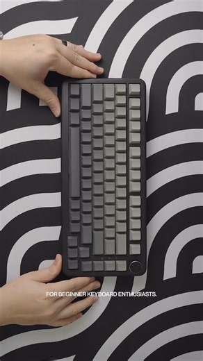 Emmie Villegas on Instagram: "Don’t sleep on this keeb! Especially if you’re just beginning your keyboard journey. Recently picked this bad boy up and apart from its comfortable and tactile tying experience, it also looks sleek and understated. It combines a generous 75% layout with clean lines, rounded edges, premium gradient keycaps, and just the right amount of personality. And it’s also got an intuitive knob control! With the holiday season coming around, this one’s a great pick up especiall