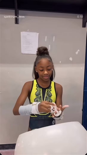 💞𝒦ℯℯ𝓅𝒾𝓃ℊ ℐ𝓉 𝒜𝓇𝒾💞 on Instagram: "✨ Shine bright, flip bold! ✨ The SPEKTRUM Fiorella Leotard in Neon Yellow and Pink 💕 is made for gymnasts who want to stand out and sparkle with every move. 💫 • • Leotard: @spektrum_leos Models: @keepingitari @keepingitari.xx @mackenzie_neumann2031 • • #SpektrumStyle #GymnasticsLeotard #FiorellaGlow #keepingitari #gym #gymnastics #viral #reels #reelsofinstagram #sunday #sundayfunday #SpektrumLeos #QuartzVibes #ShineBright"