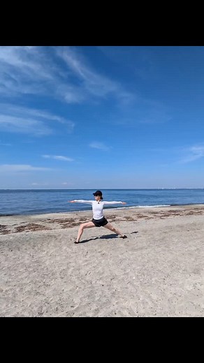 奥宮みさと on Instagram: "BAYFM SUMMER CAMPAIGN 2024 🗣️VoiceOverいれてるよ🗣️ 私は稲毛海浜公園にて朝ヨガを担当🧘‍♀️ (厳密に言うとあつすぎてビーチではできなくて、芝生でやる予定だったのだけど、それでもあつすぎて森の中でやったので木漏れ日ヨガって感じ 早朝にも関わらず沢山のリスナーさんが来てくれて嬉しかった〜ﾅﾏｽﾃ🙏🏻 BAYFMは今年10月1日に開局35周年を迎えました🙏🏻 まだまだ盛り上がっていくBAYFMを楽しんでね◎ ≡≡≡≡≡≡≡≡≡≡≡≡≡≡≡≡≡≡≡≡≡≡≡ レギュラー番組 Every Sat. 4:30〜 bay breethin Every Sun. 13:00～ BAYSIDE FREEWAY #bayfm #ナレーター #ラジオdj #ボイスオーバー #voiceover #ヨガインストラクター #yogainstructor"