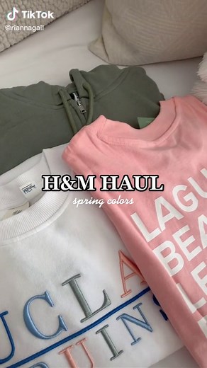 H&M spring haul :) @hm.official #hmhaul #hmhaulfashion #springclothing #springclothinghaul #clothinghaul #sweatshirthaul #sweatshirts #colorfulhaul #springfashion #cuteandcomfy #cuteandcomfyclothes #comfyoutfit #haul #casualoutfits #casualclothing #comfyclothes