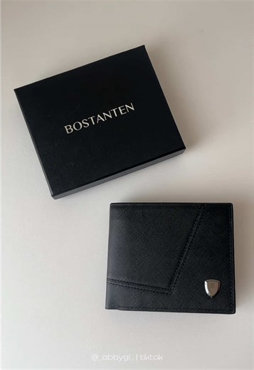 Best Wallets for Men: Stylish and Functional Picks