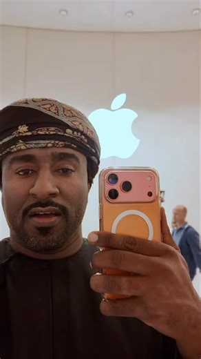 Ahmed Al Saadi | My experience with new Iphone 17 pro max and apple customer service in #dubaimall. @apple @istyleoman @news.oman @oman.news @news.oman | Instagram