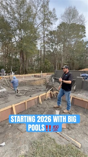 Starting 2026 with Big Pools‼️💯 #custom #construction #regalpoolshouston #outdoors #pool #yt #pool