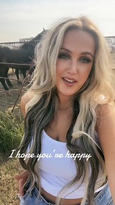 Living my miley stewart summer | Priscilla Block