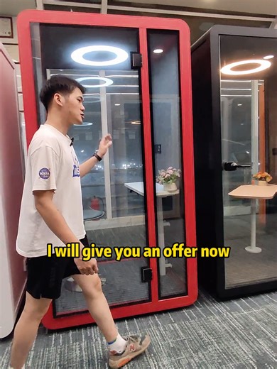 It's not that soundproofing renovations are unaffordable, but rather that soundproof booths offer better value for money. #yolypodsoundproofbooth#soundproofbooth #soundproofroom #soundproofboothmanship #soundproofboothlivestream #MobileOffice #YolypodSoundproofBoot #FactoryDirectSoundproofBoots #SilentBoots #SoundproofBootManufacturer #LiveStreamingStudio #PhoneKiosk #MeetingRoom #soundproofcabin #soundproofroom #mobileoffice #yolypodsoundproofcabin #soundproofbooth #quietbooth #yolypodsoundproo