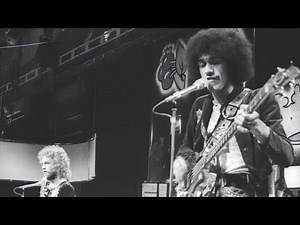 Thin Lizzy on Top of the Pops TOTP - Dancing in the Moonlight January 1973