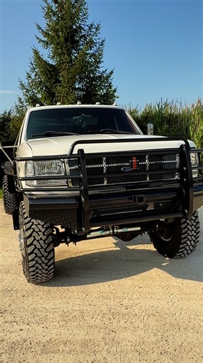 Malachi Feeman on Instagram: "Is there anything you’d change about this truck!? 🤤 30X Live! 🔥 - 95,XXX Miles - ZF5 Manual - 7.3L PowerStroke Enter by placing an order at LNPGEAR.com @loudnproud_dieseltrucks bio! #LNPDG58 #powerstroke #powerstroke_nation #powerstrokediesel #f350superduty #f350powerstroke #obs #obsford #obsfordtrucks"