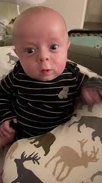 This is how babies learn to sit up #parentinghack #babymilestone #howto