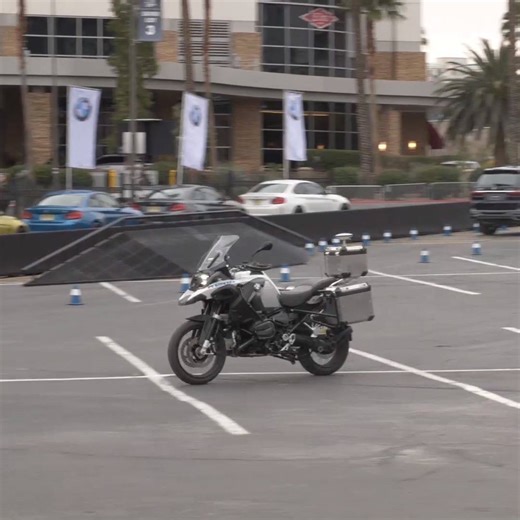 40M views · 19K reactions | BMW's self-riding motorcycle is straight-up crazy to watch. | CNET | Facebook