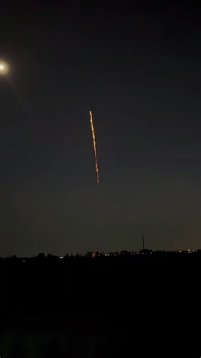8 Blue to Purple to Green to Big Silver & Red to White Strobe Pistil Gold Tail #fireworksdisplay #fireworkshow #4thofJuly #fireworks #pyrography | Firework Cloud