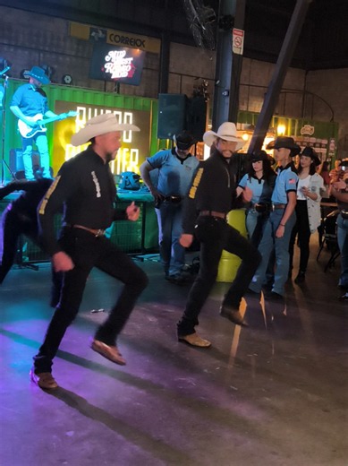 Dança que Move a Alma: Música e Movimento Brasileiro