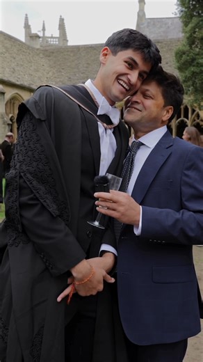❤️ 'It means everything' 🥰 'I'm happy with her happiness' ✨ 'It's what dreams are made of' Families reacting to their loved ones graduating from Oxford 🥹🎓 Interviews filmed by New College, Oxford. #OxfordGraduate | University of Oxford